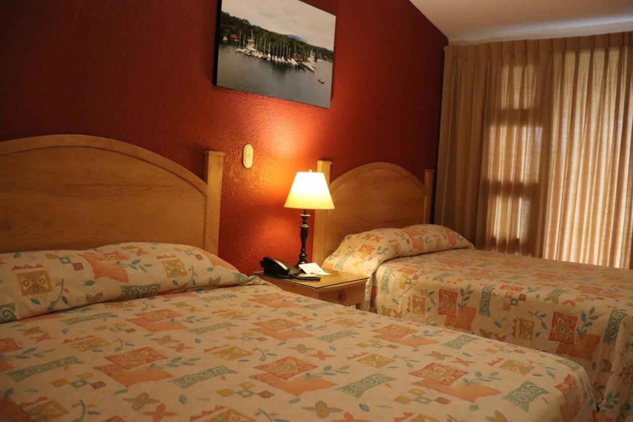 Hotel Mansion Del Rio Rio Dulce Luaran gambar