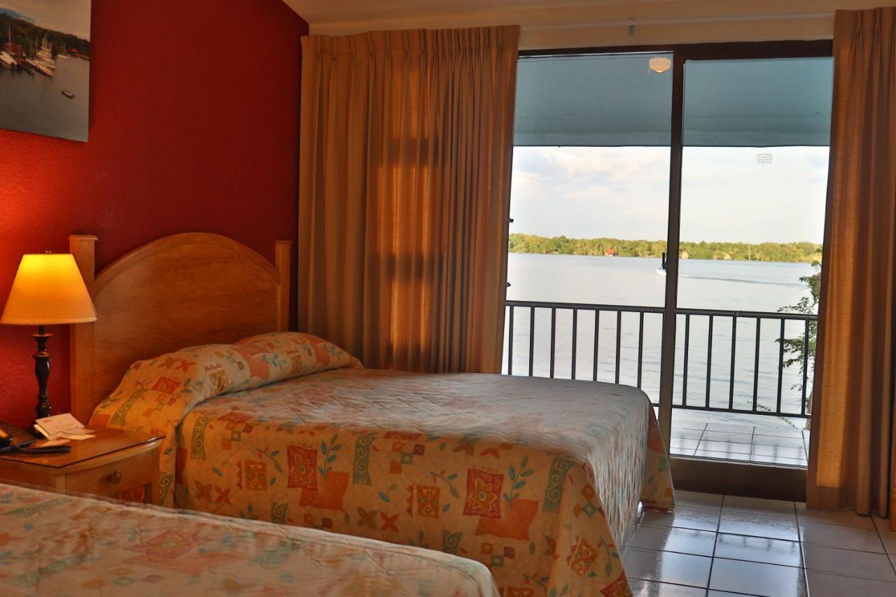 Hotel Mansion Del Rio Rio Dulce Luaran gambar
