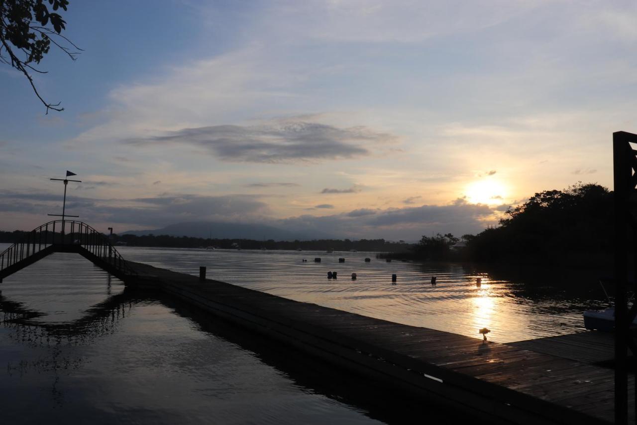 Hotel Mansion Del Rio Rio Dulce Luaran gambar